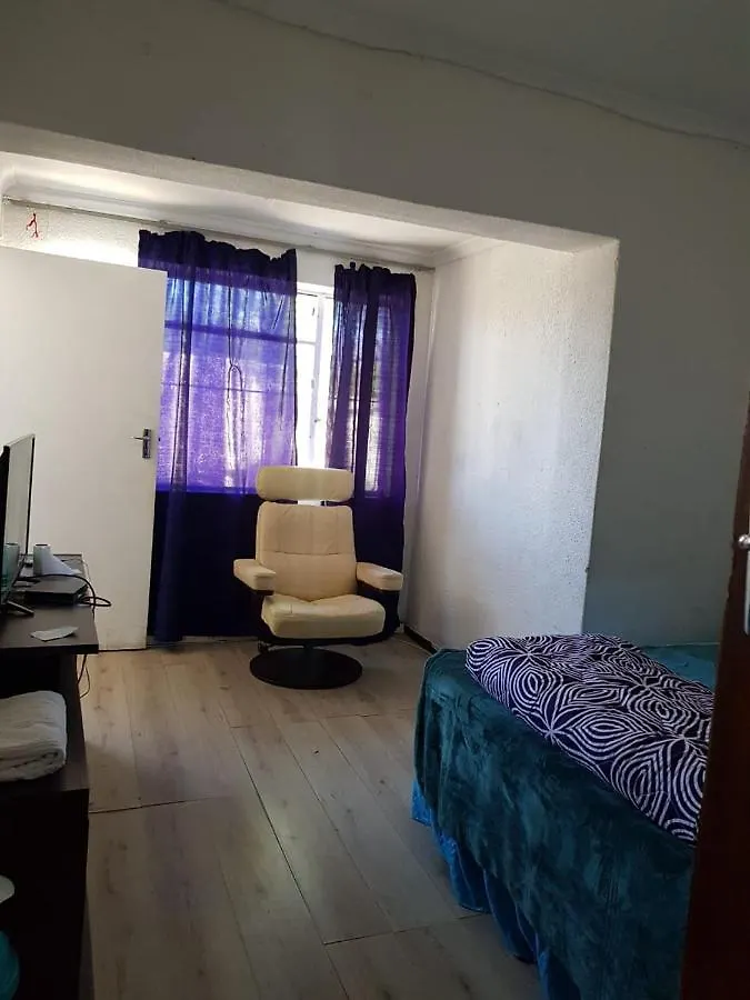 Salama Lodge Milnerton Cape Town